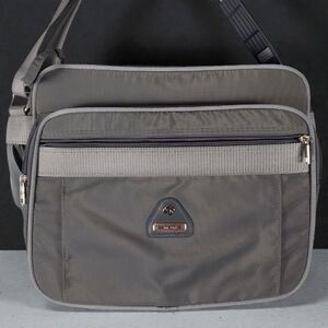 Samsonite Profile Office Portable Brief Case Laptop Hard Bag